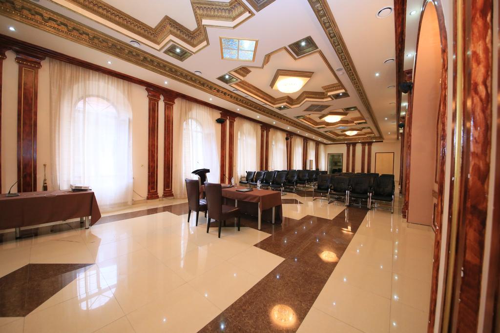 Borjomi Palace Health & Spa Center Exterior foto