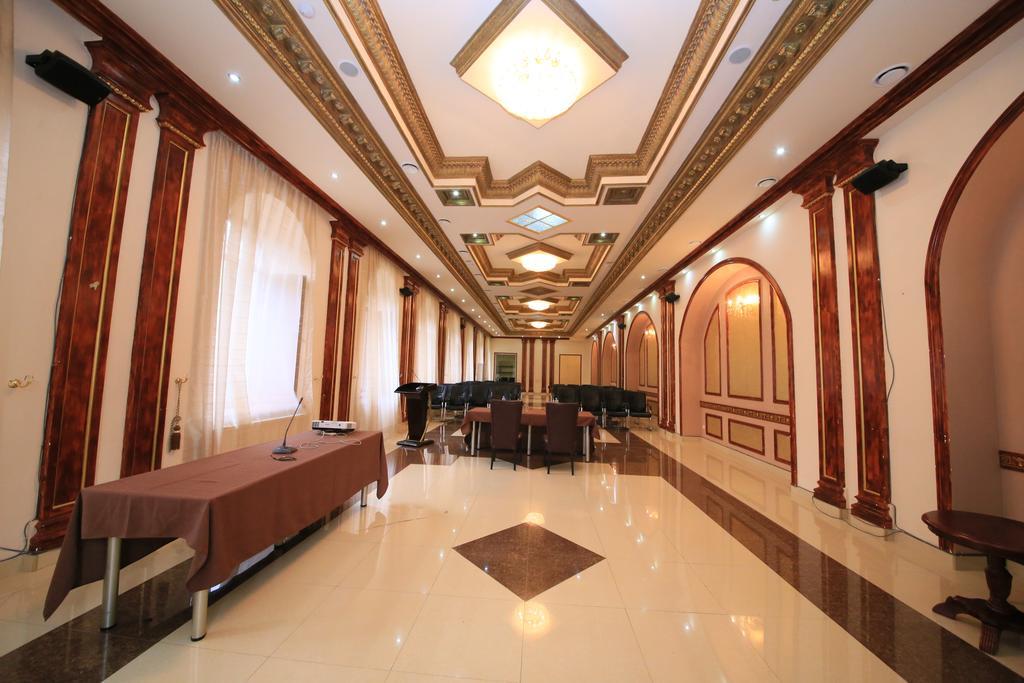 Borjomi Palace Health & Spa Center Exterior foto