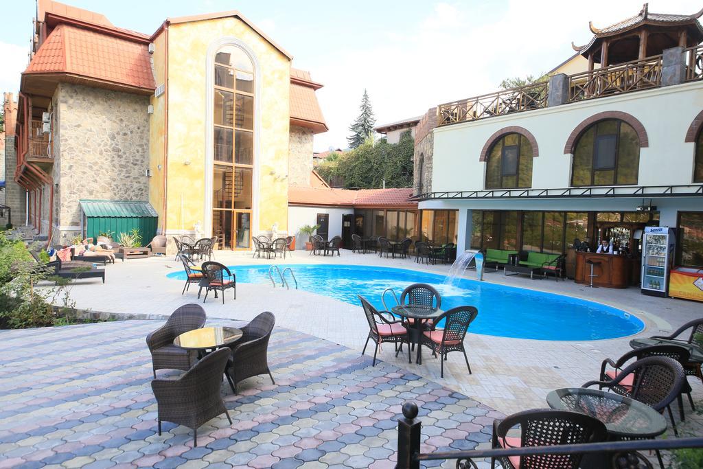 Borjomi Palace Health & Spa Center Exterior foto